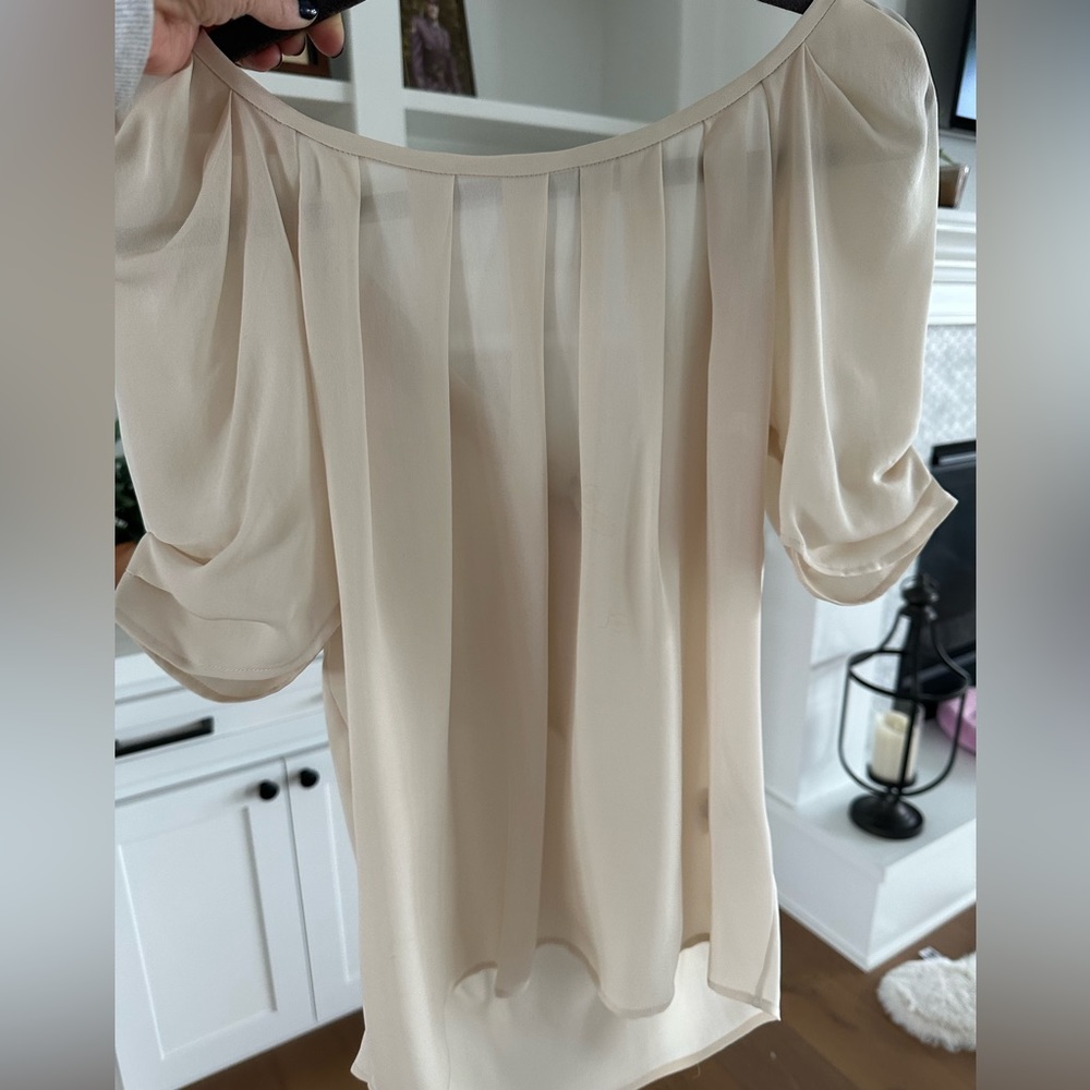 Joie 100%Silk Romantic Blouse